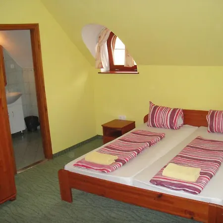 Bed & Breakfast Varju Fogado Tapolca